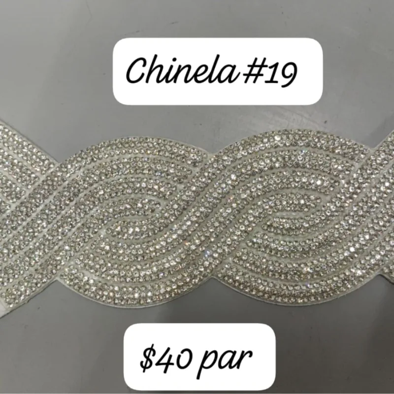 CHINELA #19 PLATA/BLANCO