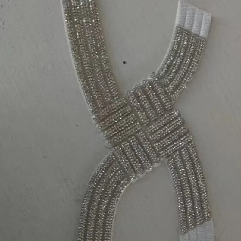 CHINELA #4 BLANCO/PLATA